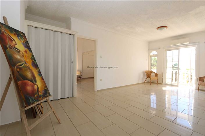 Image No.18-4 Bed Villa / Detached for sale