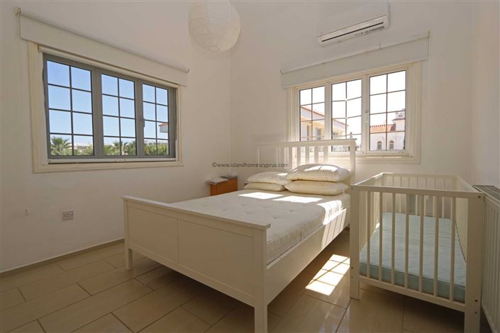 Image No.30-4 Bed Villa / Detached for sale