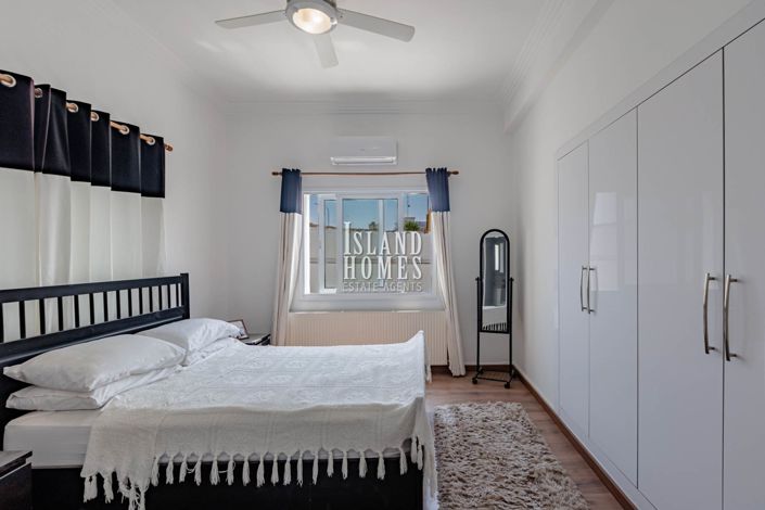 Image No.18-2 Bed Bungalow for sale