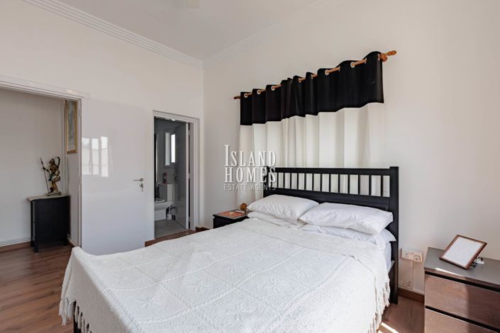 Image No.20-2 Bed Bungalow for sale