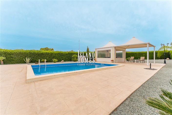 Image No.13-4 Bed Villa / Detached for sale