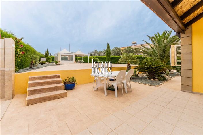 Image No.35-4 Bed Villa / Detached for sale