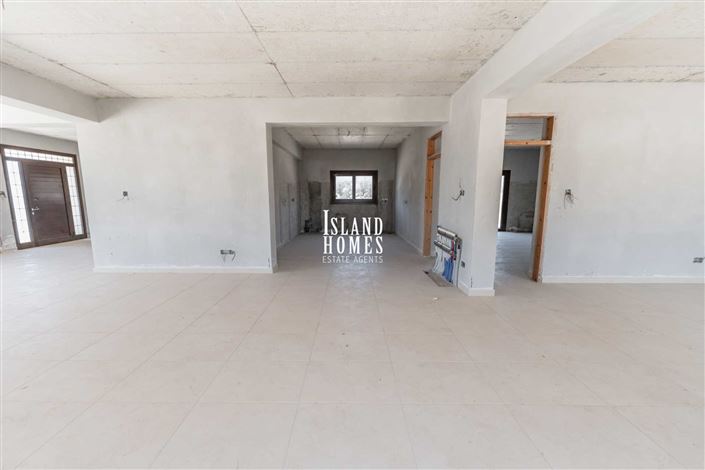 Image No.15-4 Bed Villa / Detached for sale