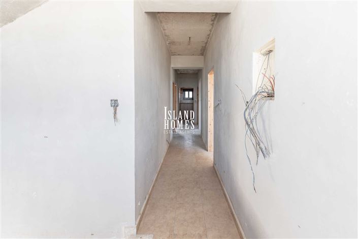 Image No.20-4 Bed Villa / Detached for sale