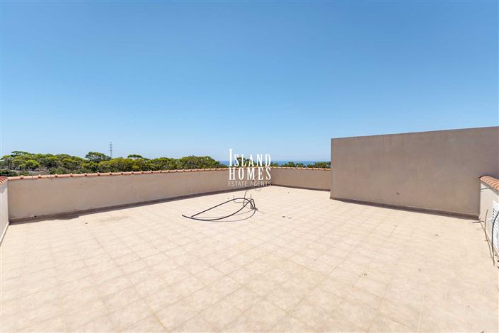 Image No.36-4 Bed Villa / Detached for sale