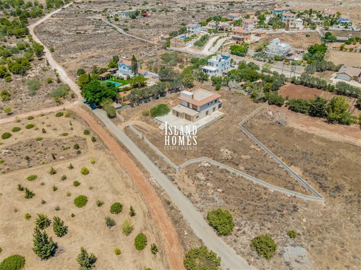 Image No.38-4 Bed Villa / Detached for sale