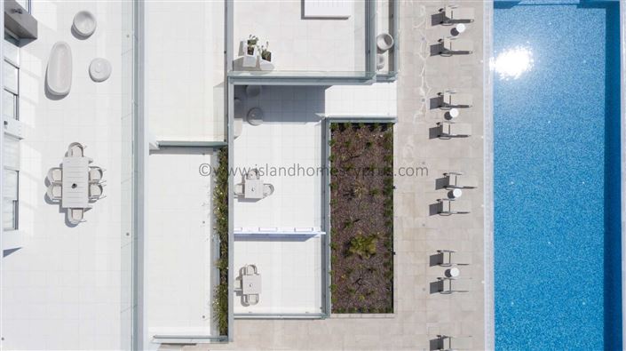 Image No.11-1 Bed Apartment for sale