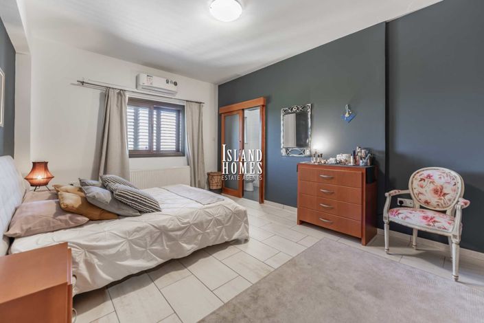 Image No.22-6 Bed Villa / Detached for sale