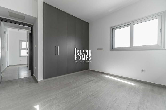 Image No.20-4 Bed Villa / Detached for sale