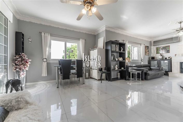 Image No.15-3 Bed Villa / Detached for sale