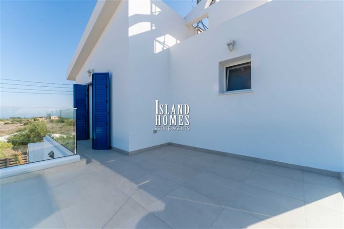 Image No.25-4 Bed Villa / Detached for sale