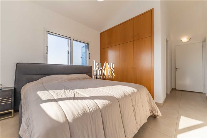 Image No.29-4 Bed Villa / Detached for sale