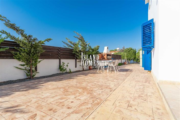 Image No.36-4 Bed Villa / Detached for sale