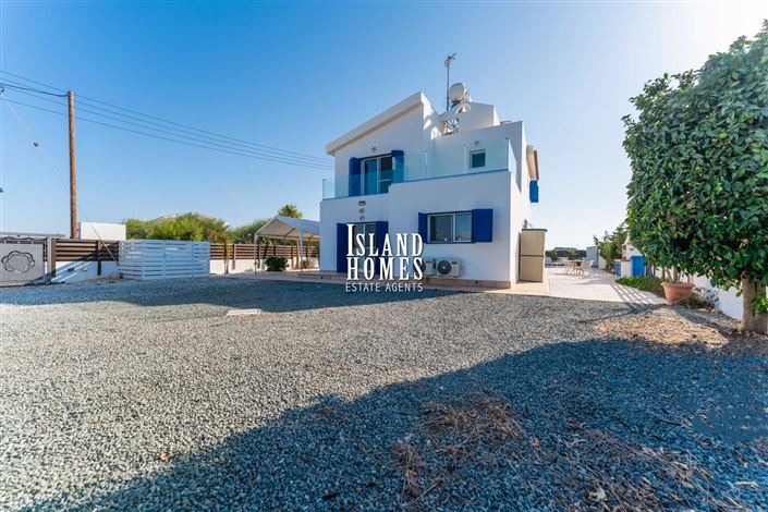 Image No.39-4 Bed Villa / Detached for sale