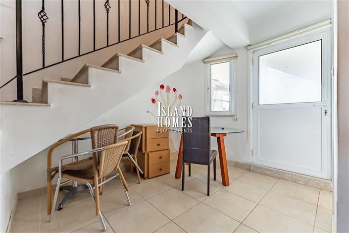 Image No.11-3 Bed Townhouse for sale