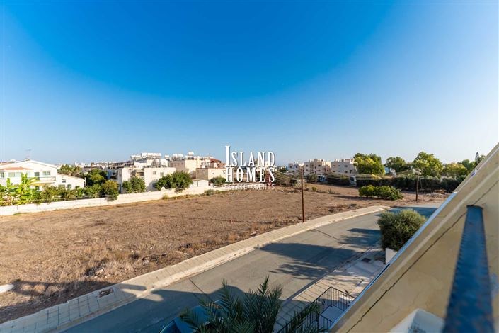 Image No.27-3 Bed Townhouse for sale