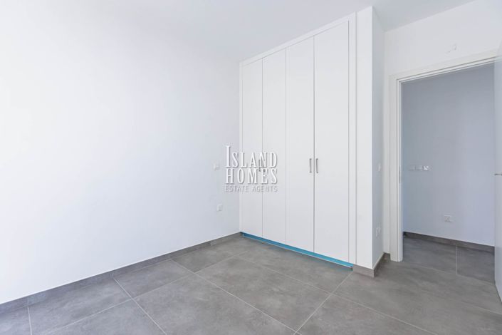 Image No.15-2 Bed Apartment for sale