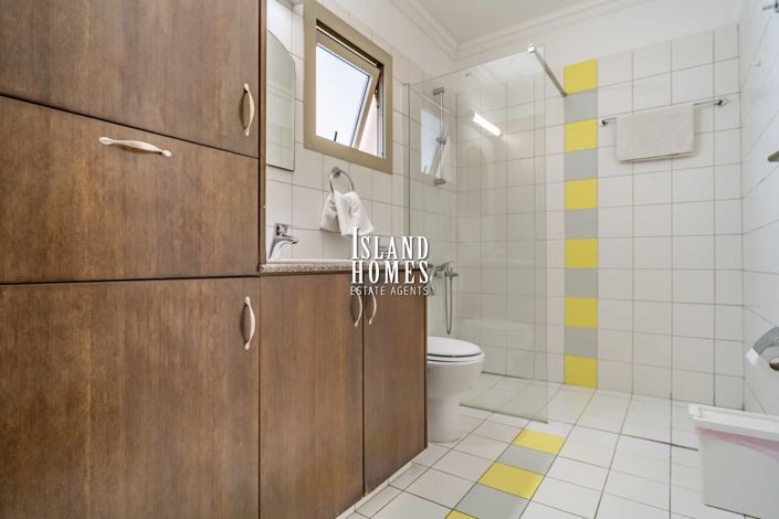 Image No.19-3 Bed Apartment for sale