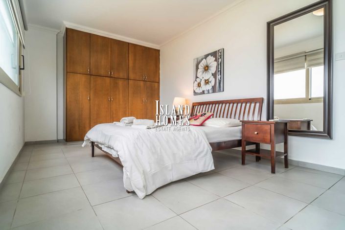 Image No.23-3 Bed Apartment for sale