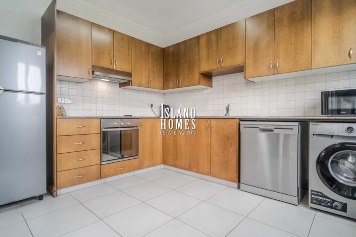 Image No.9-3 Bed Apartment for sale