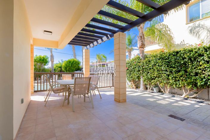 Image No.15-3 Bed Villa / Detached for sale