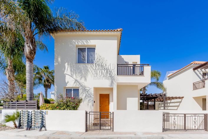 Image No.8-3 Bed Villa / Detached for sale