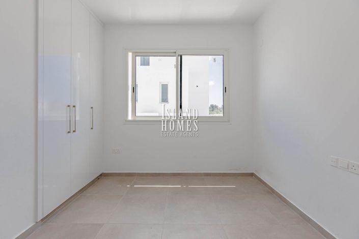 Image No.19-3 Bed Villa / Detached for sale