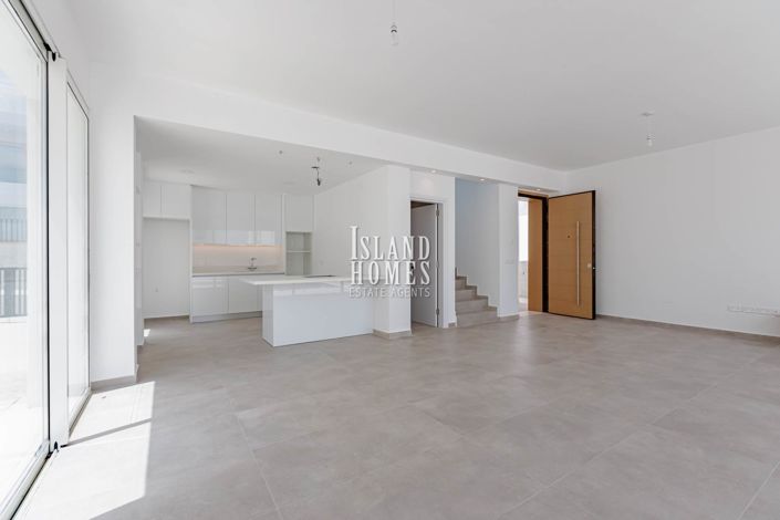 Image No.2-3 Bed Villa / Detached for sale