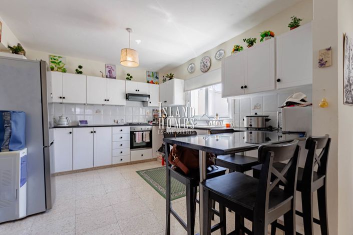 Image No.6-3 Bed Apartment for sale