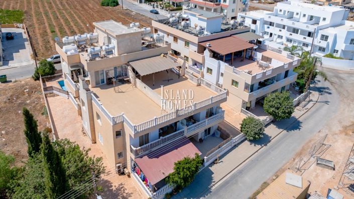 Image No.9-2 Bed Apartment for sale