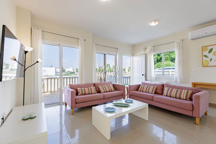 Image No.3-3 Bed Villa / Detached for sale