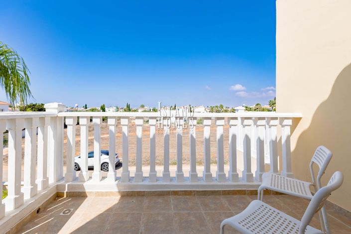 Image No.22-3 Bed Villa / Detached for sale