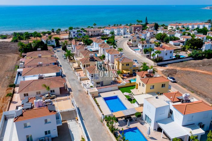 Image No.7-3 Bed Villa / Detached for sale