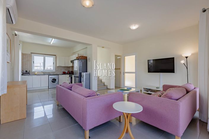 Image No.10-3 Bed Villa / Detached for sale