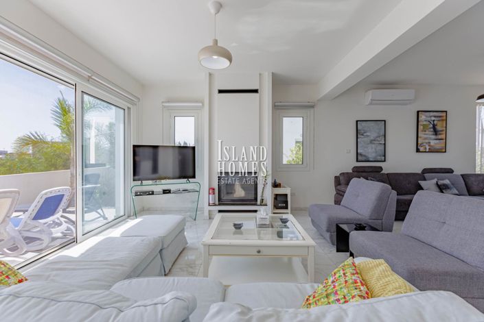 Image No.3-4 Bed Villa / Detached for sale