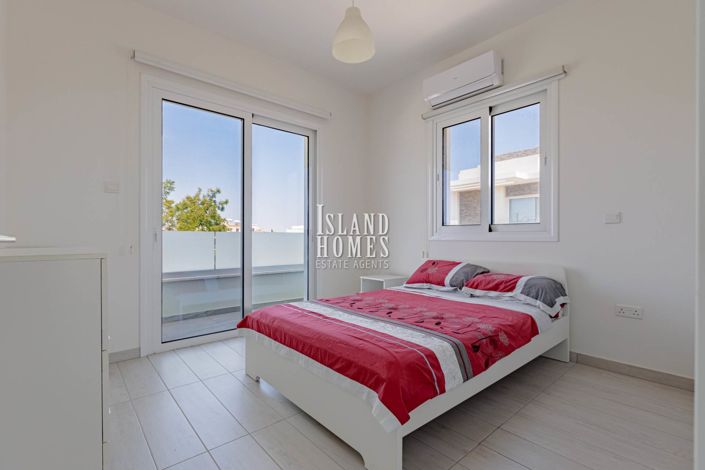 Image No.21-4 Bed Villa / Detached for sale