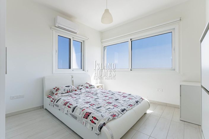 Image No.24-4 Bed Villa / Detached for sale