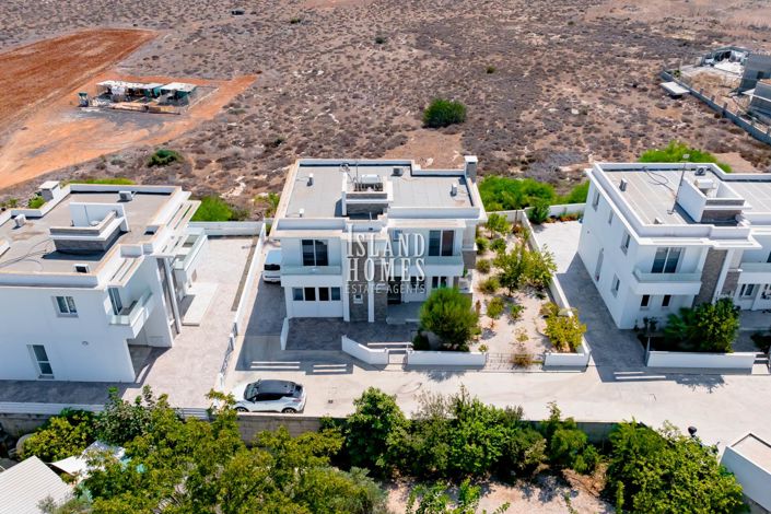 Image No.34-4 Bed Villa / Detached for sale