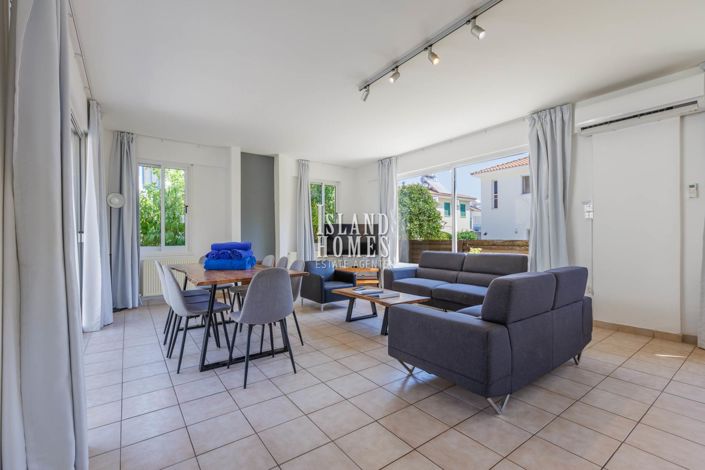 Image No.11-5 Bed Villa / Detached for sale