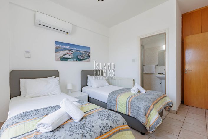 Image No.21-5 Bed Villa / Detached for sale