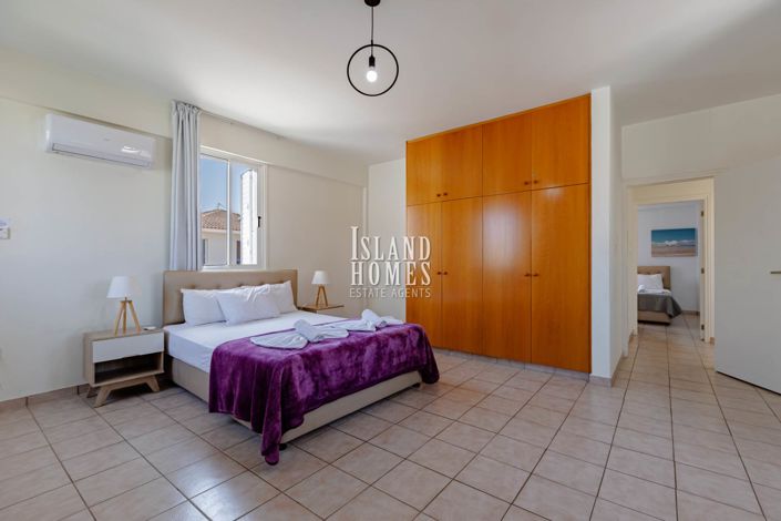 Image No.31-5 Bed Villa / Detached for sale