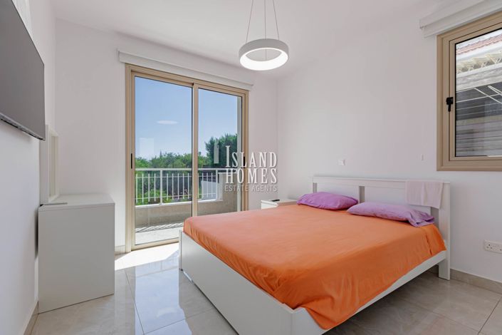 Image No.15-3 Bed Villa / Detached for sale