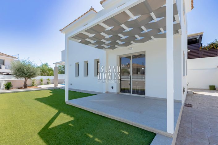 Image No.5-3 Bed Villa / Detached for sale