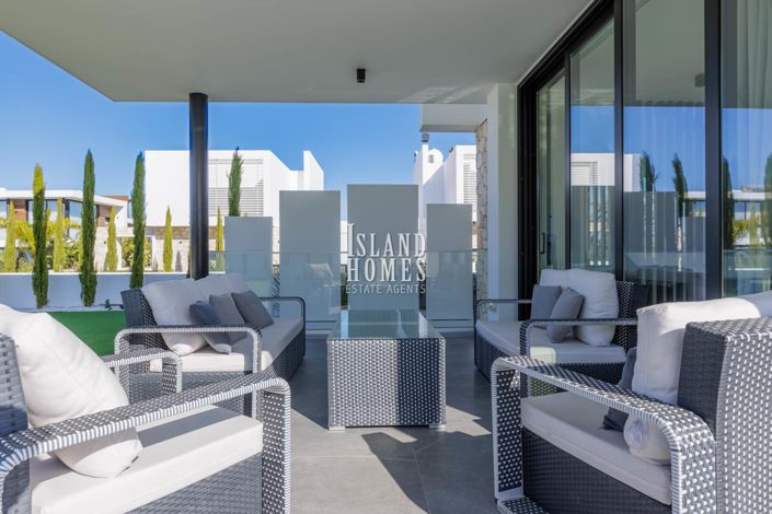 Image No.10-4 Bed Villa / Detached for sale