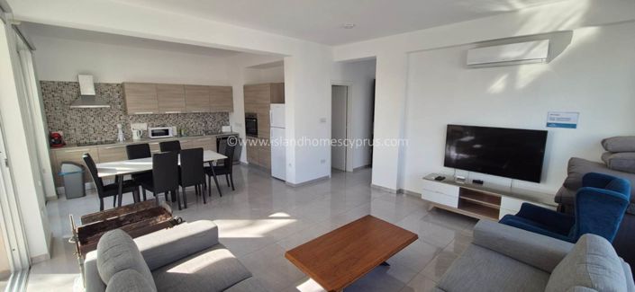 Image No.2-3 Bed Villa / Detached for sale