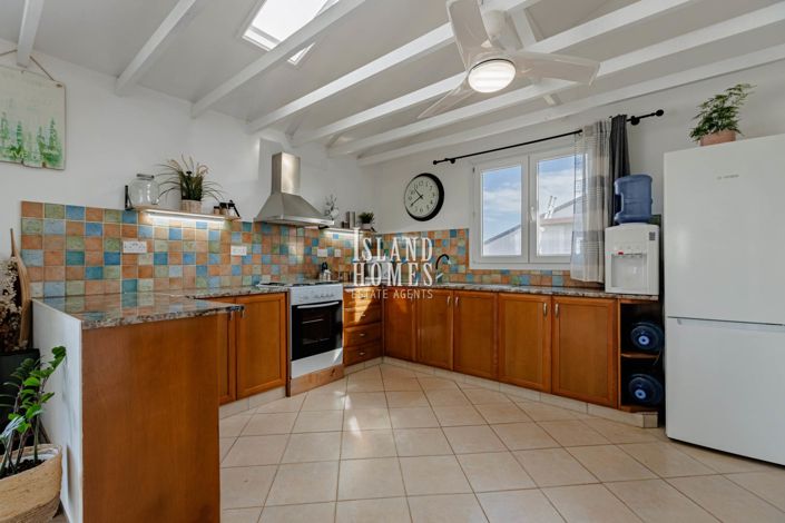 Image No.11-2 Bed Villa / Detached for sale