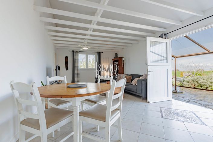 Image No.12-2 Bed Villa / Detached for sale