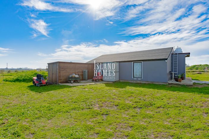 Image No.19-2 Bed Villa / Detached for sale