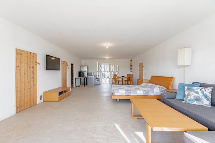 Image No.21-2 Bed Villa / Detached for sale