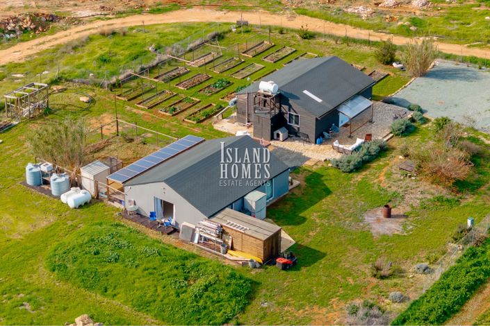 Image No.4-2 Bed Villa / Detached for sale